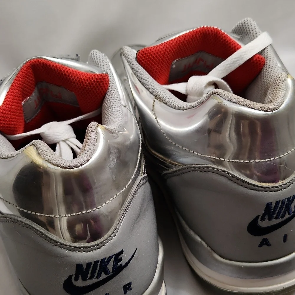 Nike Flight Squad QS Metallic Silver sneakers (mens size 10) - Picture 13 of 16